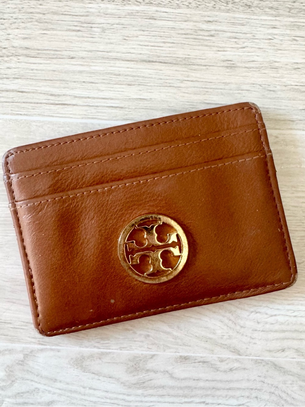 Tory Burch Robinson Card Holder Wallet